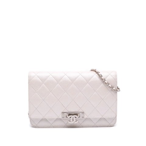 Chanel 金色Caviar链条包