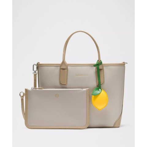 Classic Mini手提包 6L 纹理皮革