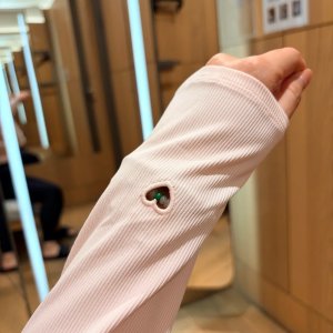 镂空爱心上线，直接秒空lululemon 情人节限定上新💓瓷粉色Scuba来咯