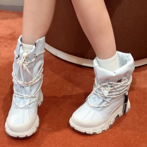 MetroPeak 女款运动鞋