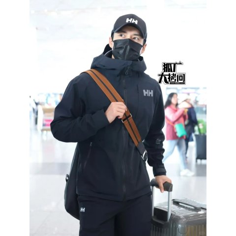 韩东君同款三合一！Momentum 女士三层弹力夹克