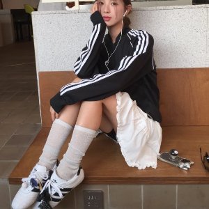 adidas Originals复古还不用系鞋带！跆拳道鞋