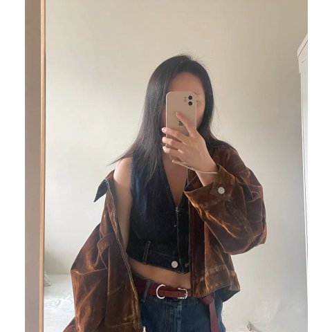 COS@ISO，版权属于原作者。牛仔植绒外套