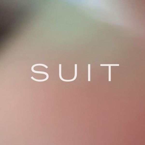 Suit 