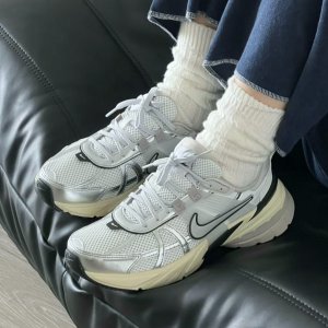 Nike官网 季中大促开场！收Dunk、空军一号球鞋、阔腿裤等