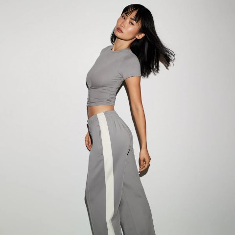 这条很好看呀！就很chill休闲裤