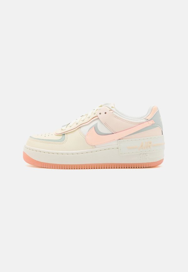 AF1 