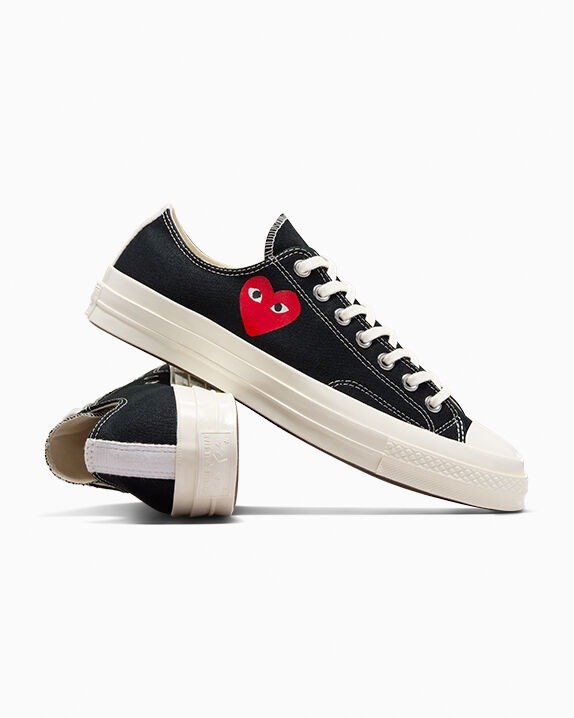 x PLAY Comme des Garcons Single Heart Chuck 70