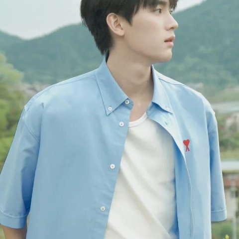 Ami周翊然同款！爱心短袖衬衫