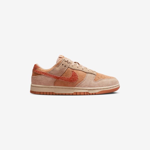 Dunk Low 限定南瓜色