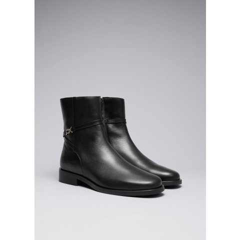 & Other Stories38有~靴子