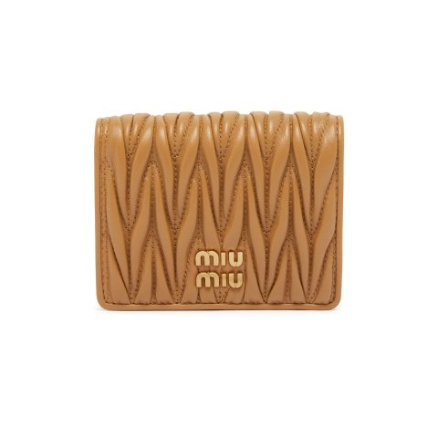 Miu Miu小号绗缝翻盖钱包