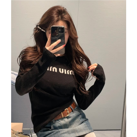 Miu Miu羊毛羊绒针织衫