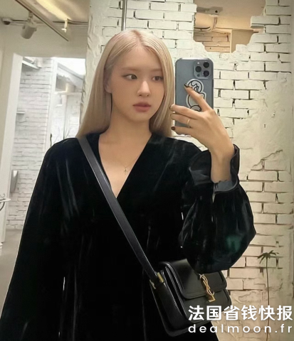 Saint Laurent@Rose同款 黑银色也好看斜挎包