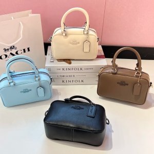 Coach官网🤍小包包大促！爆款水桶€179 鳄鱼纹腋下包€189