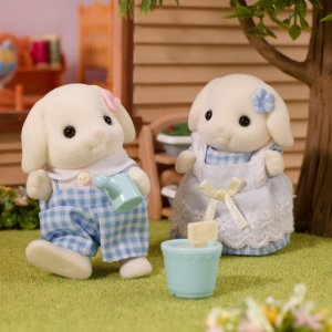 圣诞限定来啦！Sylvanian 森贝儿娃娃屋 买来送闺闺！