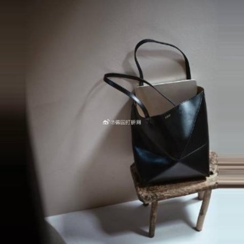 Loewe装电脑！上学上班都可以用Puzzle 托特包