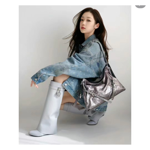 Givenchy好酷的镜面色Voyou 灰银色