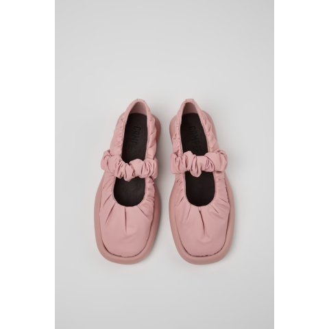 Camper粉粉嫩嫩的  好好看呀玛丽珍