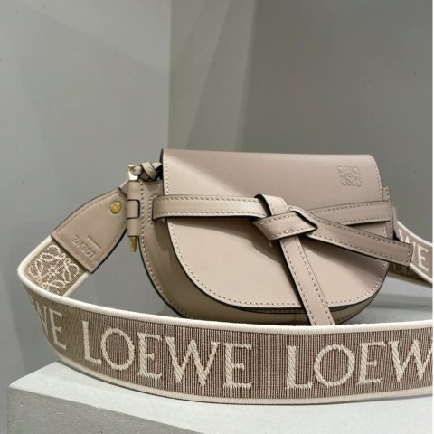 5折起+叠8折 Anine Bing托特包€8924S 大牌包包清仓💥Loewe、Burberry、Jacquemus等