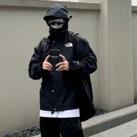 零下温度都不怕加厚冲锋衣