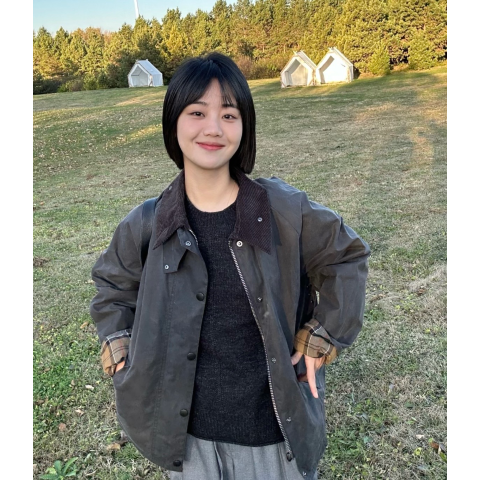Barbour深灰色 女生穿也好看！@小这儿油蜡皮夹克衫