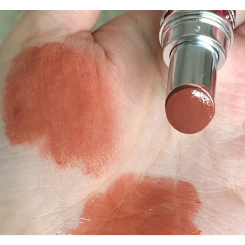 YVES SAINT LAURENT啊！ 桃桃乌龙好米啊！全新银管镜面口红04