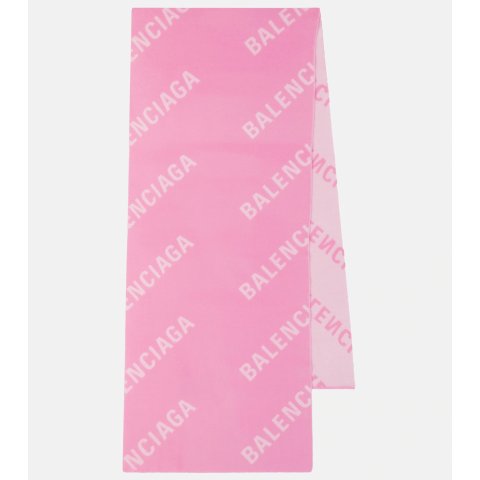 Balenciaga大标围巾