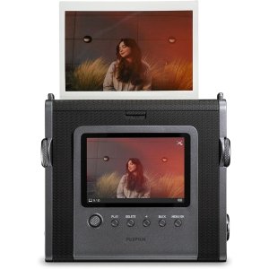 Fujifilm有了大屏再无废片，情人节礼物锁定INSTAX Wide EVO拍立得