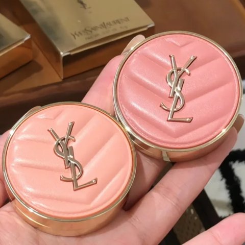 首发7折 仅€34YSL 皮革系列出腮红啦！简直就是仙品 血色通透感拉满！