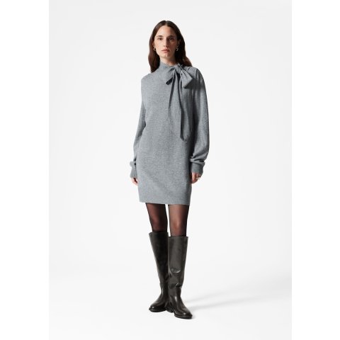 & Other Stories这件也好好看~~还剩这么多宝藏款蝴蝶结针织裙