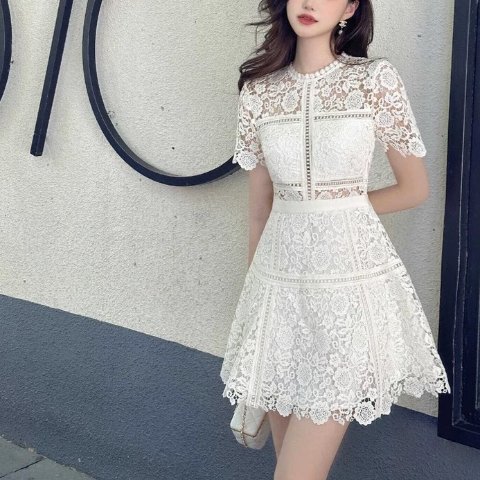 Self-Portrait蕾丝裙