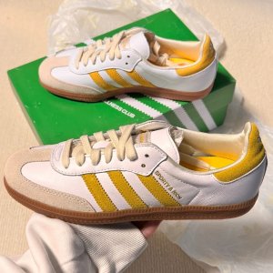 adidas OriginalsUK13.5快冲！真想集齐所有配色啊！@栗子麻辣鸡Samba 运动鞋