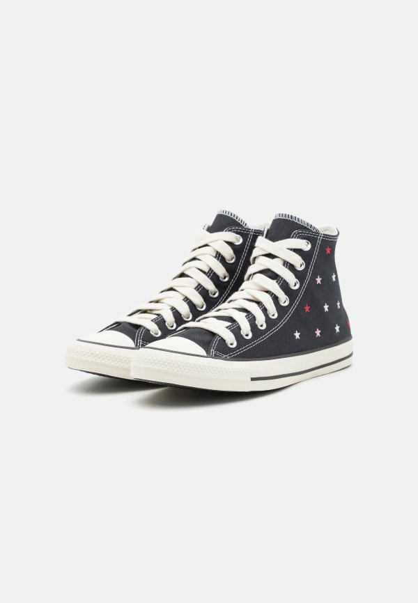 CHUCK TAYLOR ALL STAR