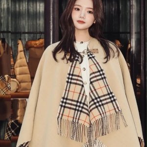 Burberry 老钱穿搭超低价 大童风衣€421起 Shield单肩包€534