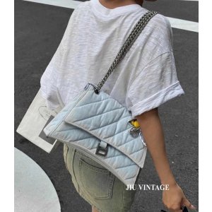 Balenciaga复古水洗牛仔 @JIU VitangeCrush中号绗缝棉质链条单肩包