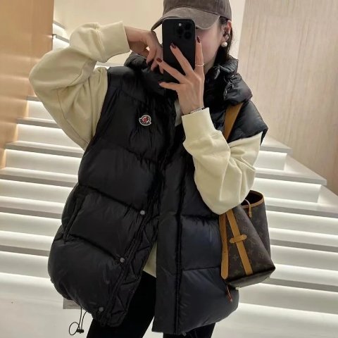 Moncler@就叫我_啊婷羽绒马甲