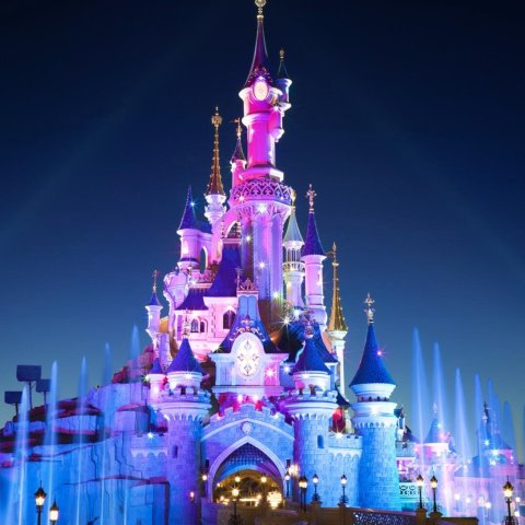 仅€199/人起，手慢无Disneyland Paris 迪士尼乐园 3天2晚 2025年11月和2026年1月