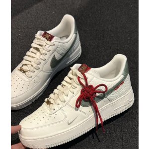 Nike压花蛇纹真好看Air Force 1 '07蛇年限定