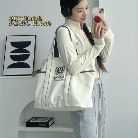 6折起！巨大牛角包€88lululemon 实用主义就是得能装🤍学院风Daily大容量tote€52