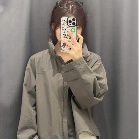 Uniqlo深灰色真好看！！@Hahakitty冲锋衣