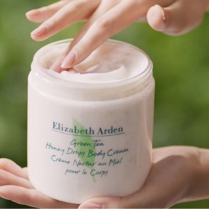 Elizabeth Arden 雅顿 爆款绿茶蜂蜜身体霜！