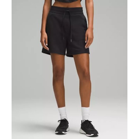 LululemonScuba 短裤