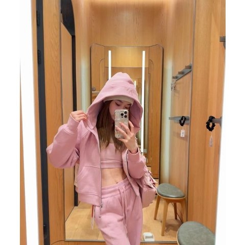 Lululemon维他粉Scuba卫衣