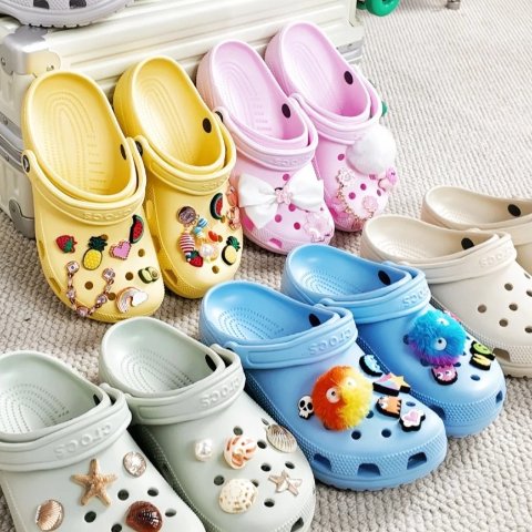 4折起 奶油白€17起德亚春促：Crocs 洞洞鞋 大童捡漏+增高购买攻略 颜色超嫩