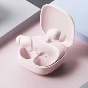 Redmi Buds 6 Play 入耳式耳机 轻巧入耳，戴一整天也不累