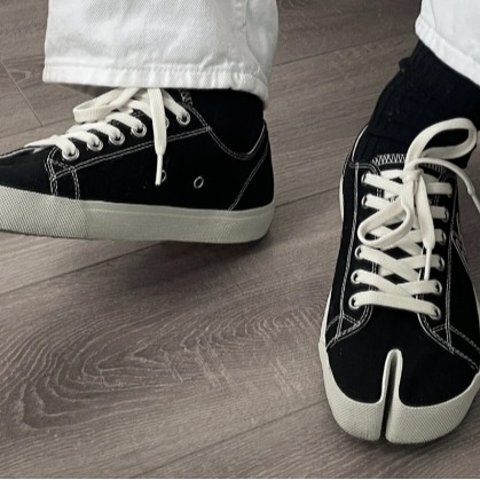 Maison MargielaTabi 帆布鞋