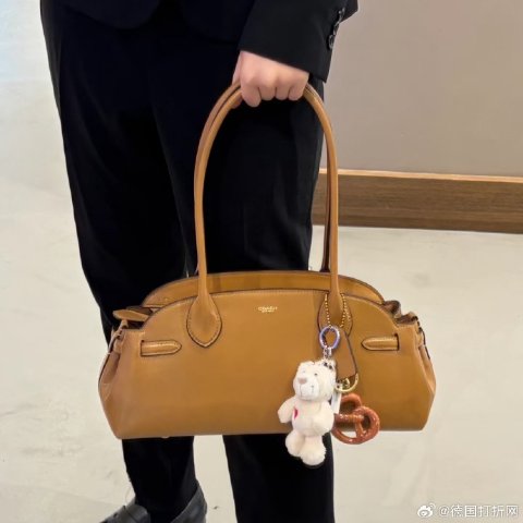Coach黄油曲奇色！官网一毛折扣没有Empire Carryall 34 手提包