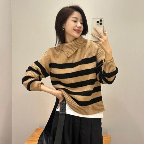 COS纽扣装饰条纹羊毛毛衣