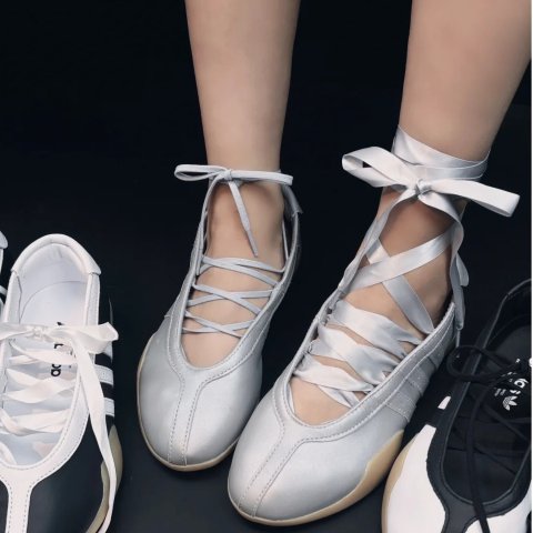 8.5折！官网无折扣+已售罄End.春促🩰封面款adidas芭蕾鞋€80 | Rose同款Puma芭蕾鞋€72